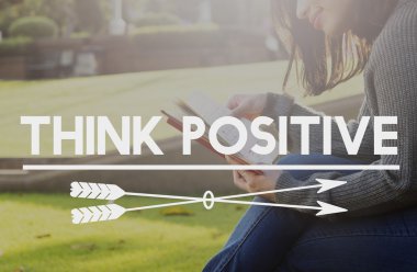 Asyalı kadın kitap okumak