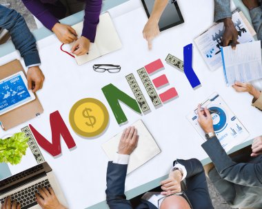 Bir grup insan birlikte çalışma 