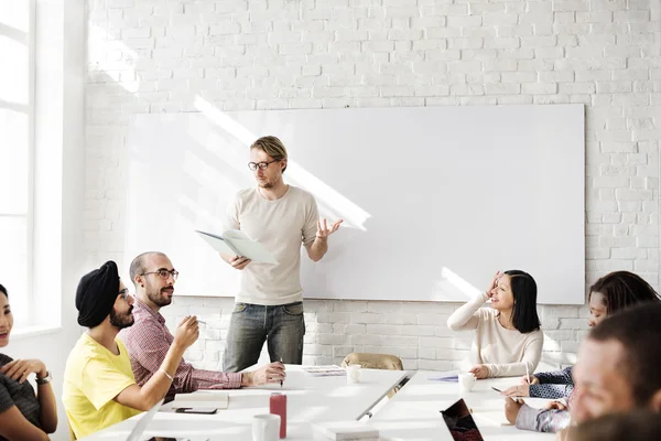 Business people working in office — Stock Photo, Image