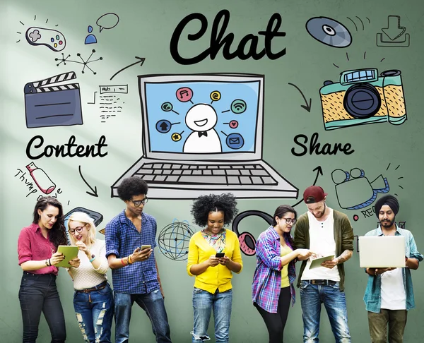 Öğrenciler internet'te sörf  