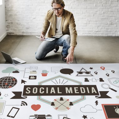 sosyal medya ile çalışmak işadamı