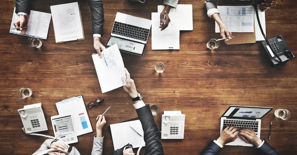 Empresários em reunião — Fotografia de Stock