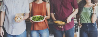 Mutfak pişirme arkadaşlar 