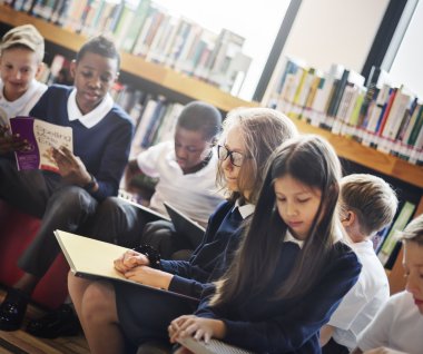 sınıf kitaplığındaki kitap okuma