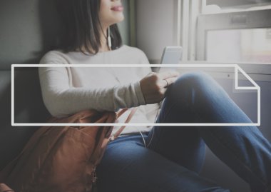   Dijital aygıt kadınla