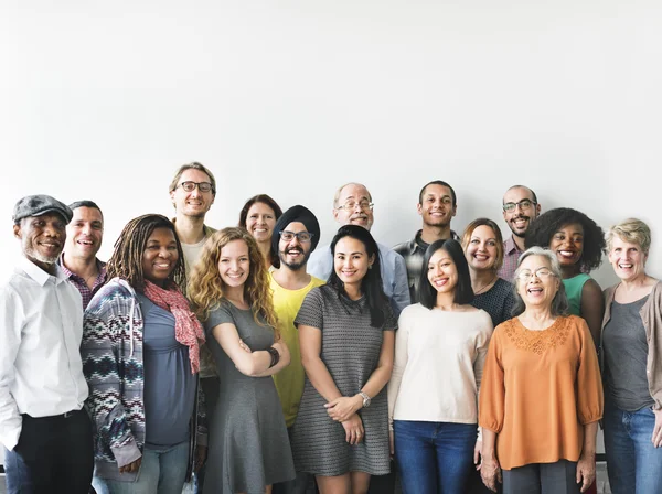 Diversidad de las personas en reunión — Foto de Stock