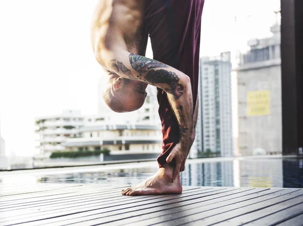 Man Practicing Pose Yoga — Stock Photo, Image
