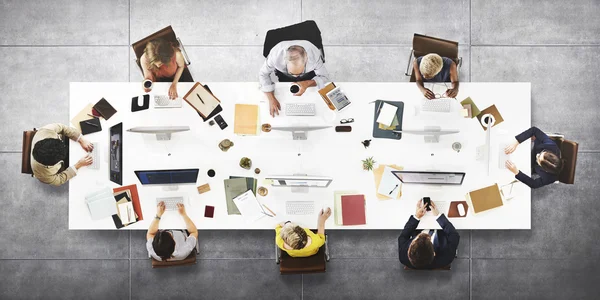 Empresários em reunião — Fotografia de Stock