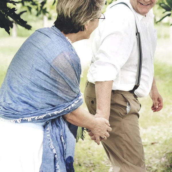 Couple Wife and Husband Spending time together on nature — Stock Photo, Image