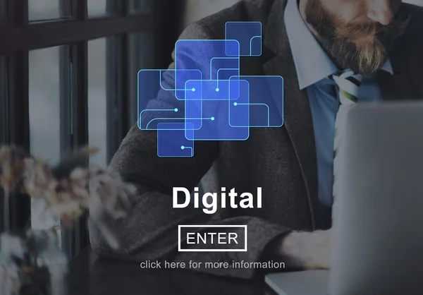 Affärsman som arbetar på laptop och digitala — Stockfoto