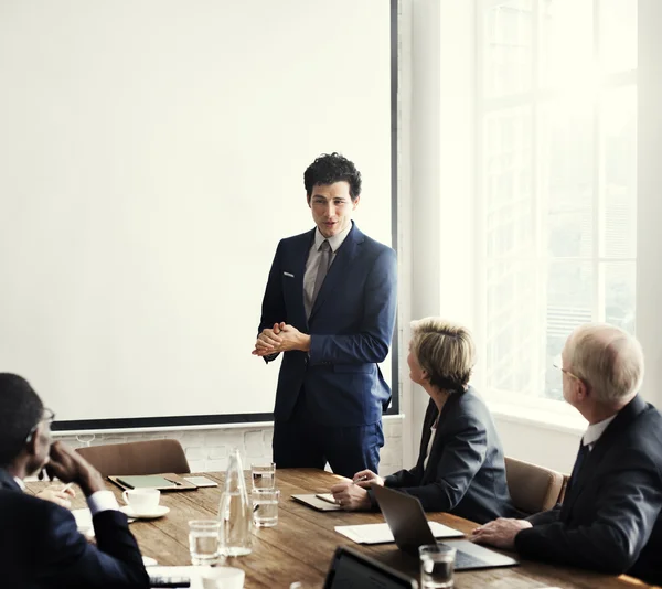 Equipo de negocios y discutir — Foto de Stock