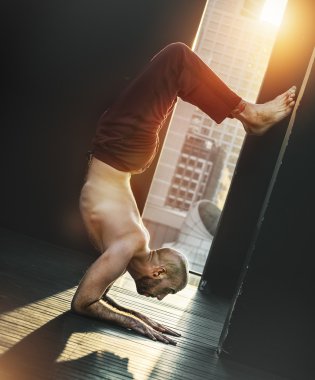 Adam pratiği poz Yoga 