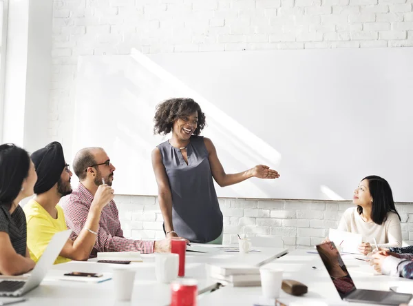 Reunião de negócios em conferência — Fotografia de Stock