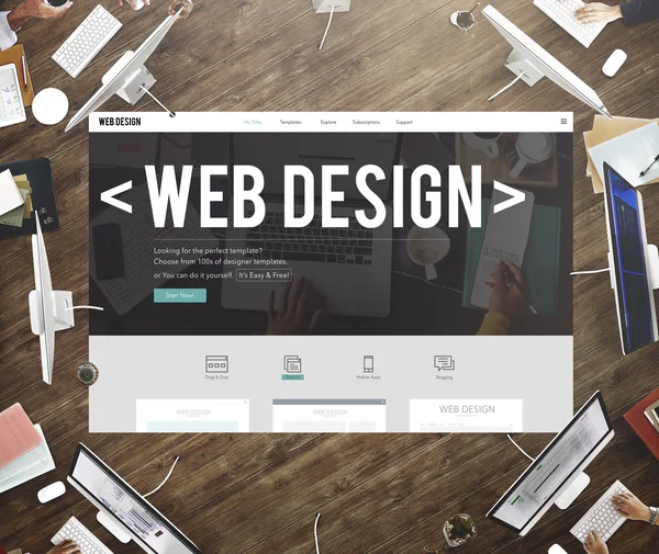 Επιχειρηματική ομάδα και web design — Φωτογραφία Αρχείου