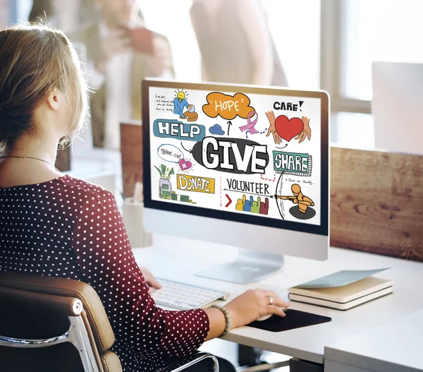 bilgisayar vermek monitör ile