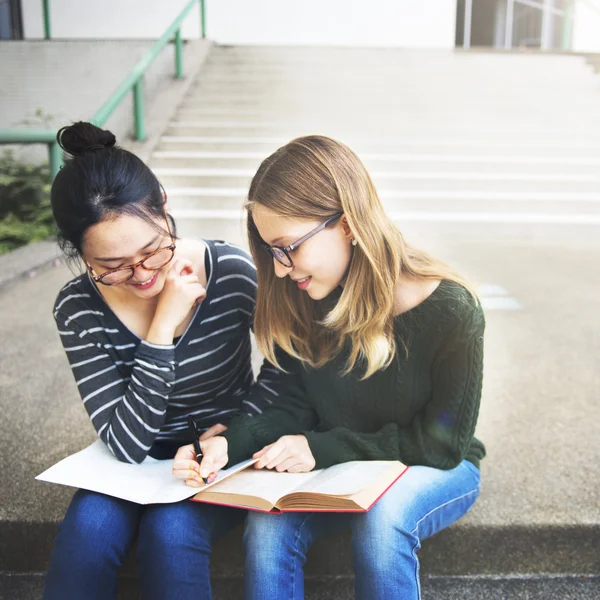 Tartışmak ve kavram beyin fırtınası