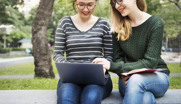 Tartışmak ve kavram beyin fırtınası