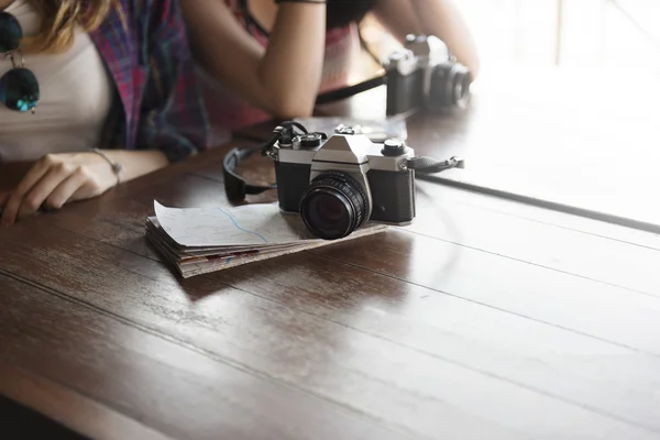 Ретро камери на стіл — стокове фото