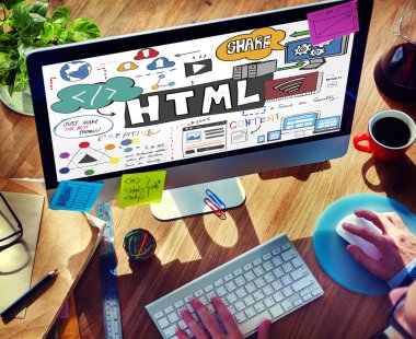 klavyede yazarak adam