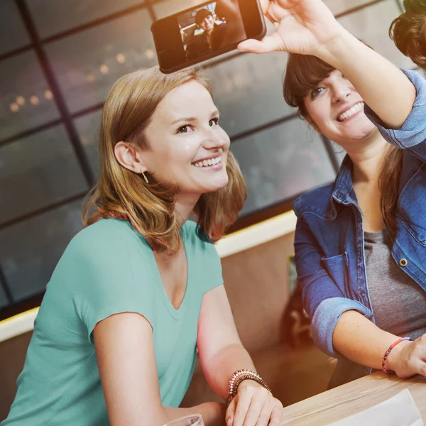 Koncepcja Selfie poza — Zdjęcie stockowe