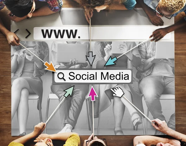 Diversità Persone e Social Media — Foto Stock