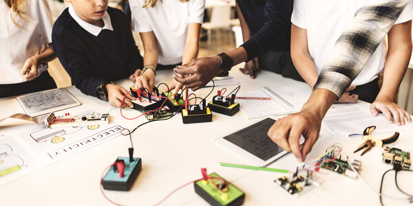 Children making Electronic Experimen