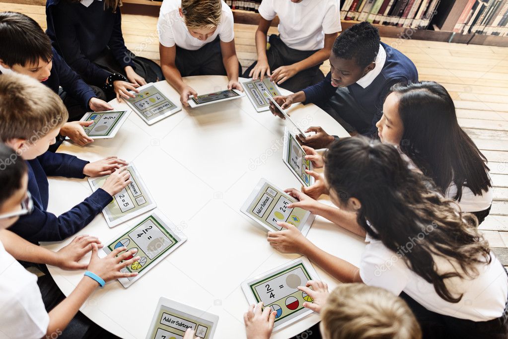 children using laptops 