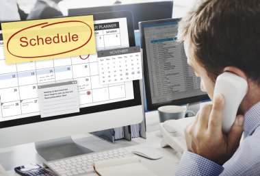 bilgisayar zamanlamasıyla çoğaltma monitörde