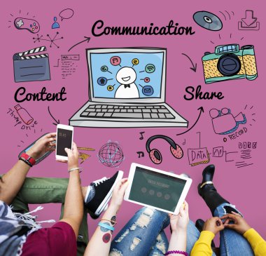 Dijital devises kullanan öğrenciler 