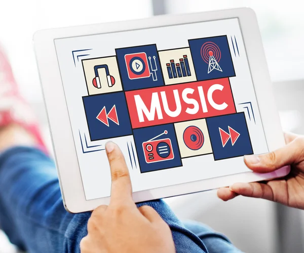 音楽とデジタル タブレット — ストック写真