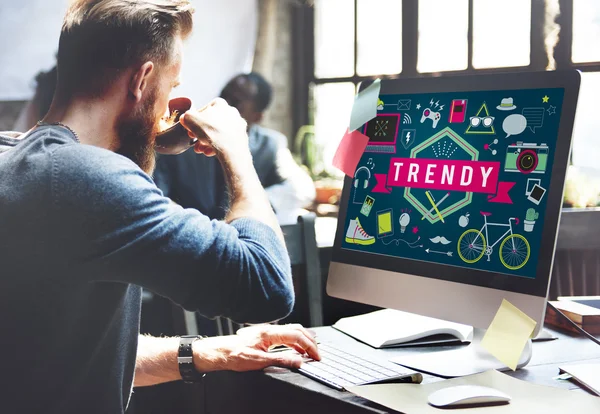 Trendy op computermonitor — Stockfoto