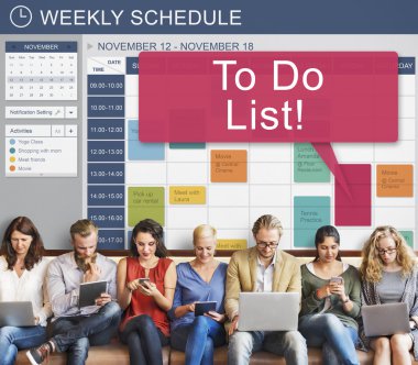 Çeşitlilik insanlarla dijital cihazlar