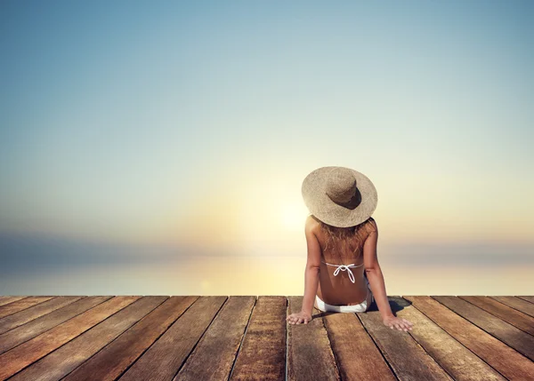 Hermosa mujer en vacaciones — Foto de Stock