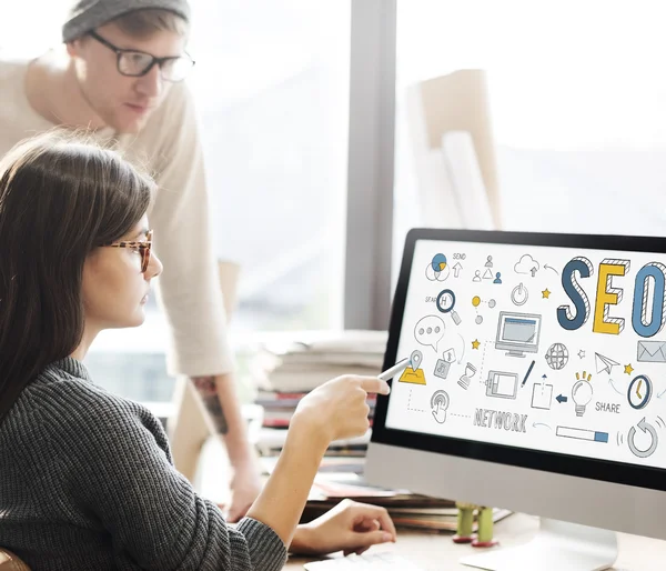 Affärsmän med seo — Stockfoto