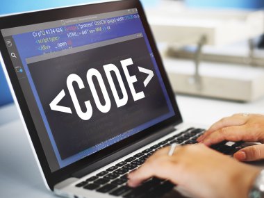 dizüstü ekran kodu içeren 