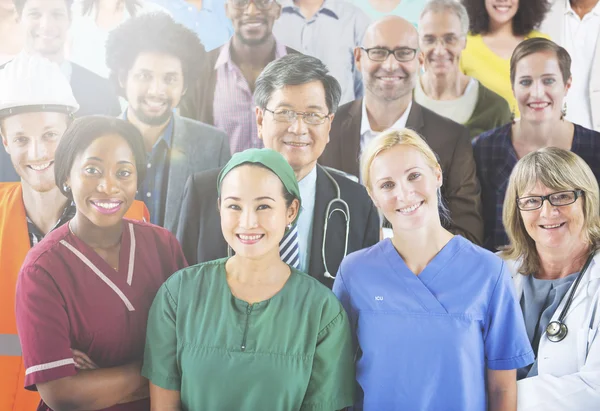 Diversity-Ärzte gemeinsam — Stockfoto