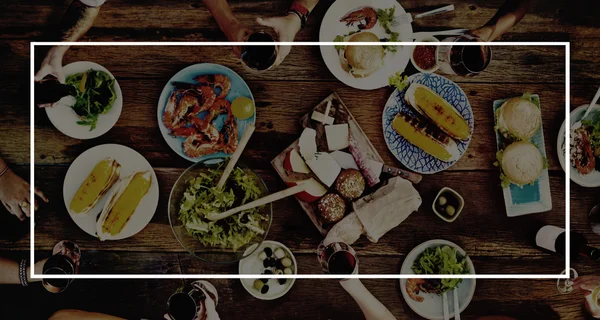 Vielfalt leckeres Essen bei Party — Stockfoto
