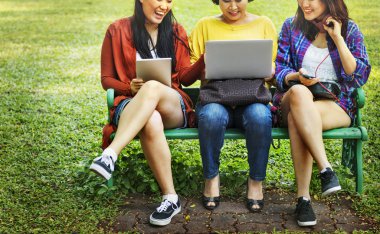 Kızı ve anne kavramı