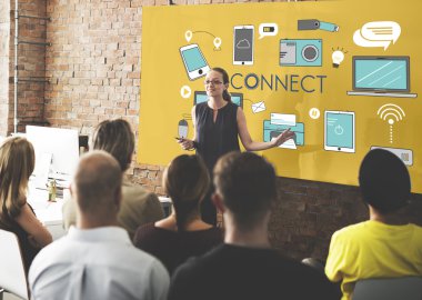 insanlar Konferansı ile bağlamak