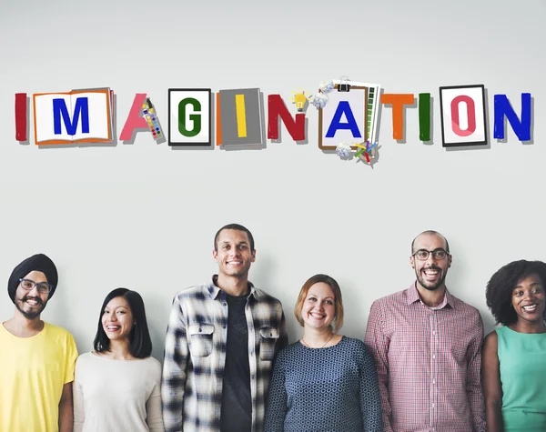 Diversidade pessoas com imaginação — Fotografia de Stock