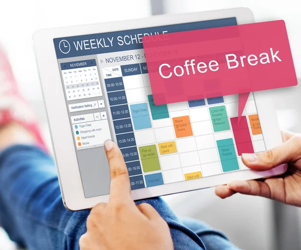 Tableta digital con coffee break —  Fotos de Stock