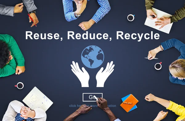 Mensen uit het bedrijfsleven aan te wijzen Recycle Concept — Stockfoto