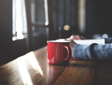 Bayan yazılı olarak günlüğü