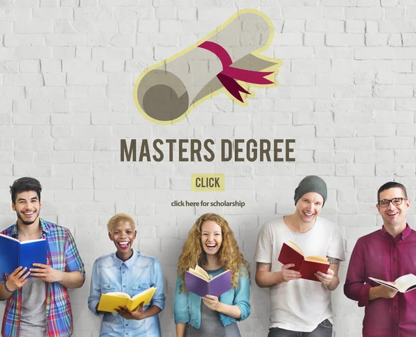 Sokszínűség az emberek és a masters diplomát — Stock Fotó