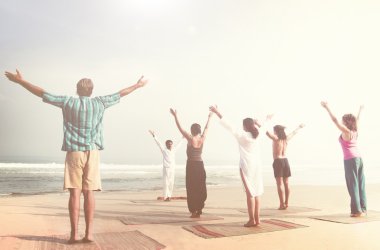 egzersiz Yoga yapan insanlar
