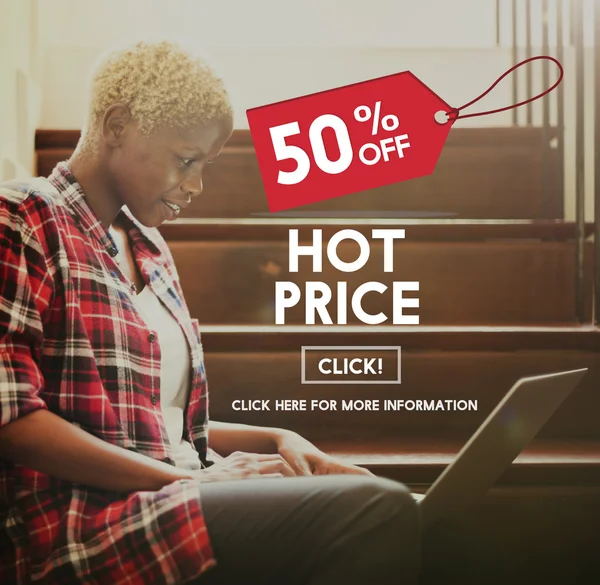 Woman using laptop on background — Stock Photo, Image