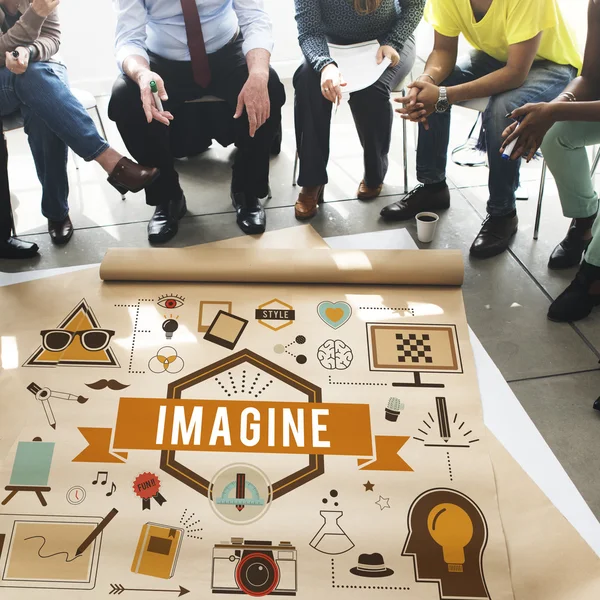 Mensen boven de poster met imagine — Stockfoto