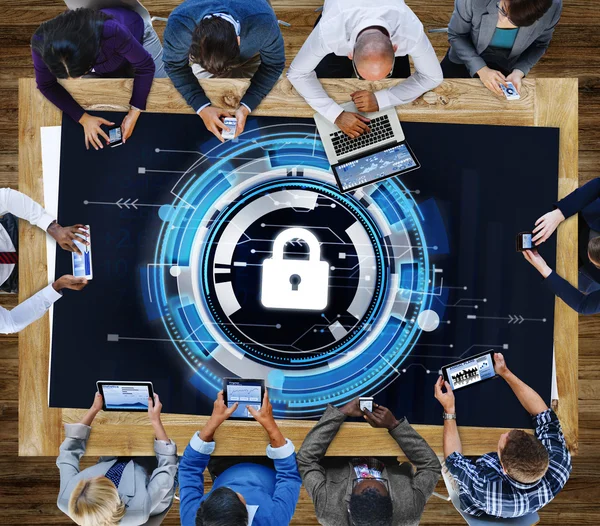 Technologie, bescherming veiligheidsconcept — Stockfoto