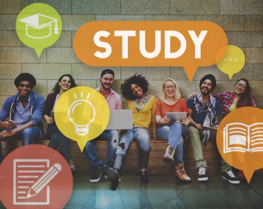 Dijital devises kullanan öğrenciler 