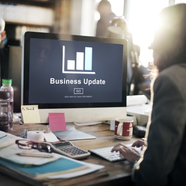 işkadını monitörde arıyorsunuz